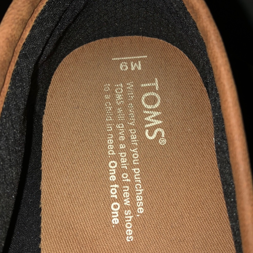 Shoes 👟 - Picture 3 of 5